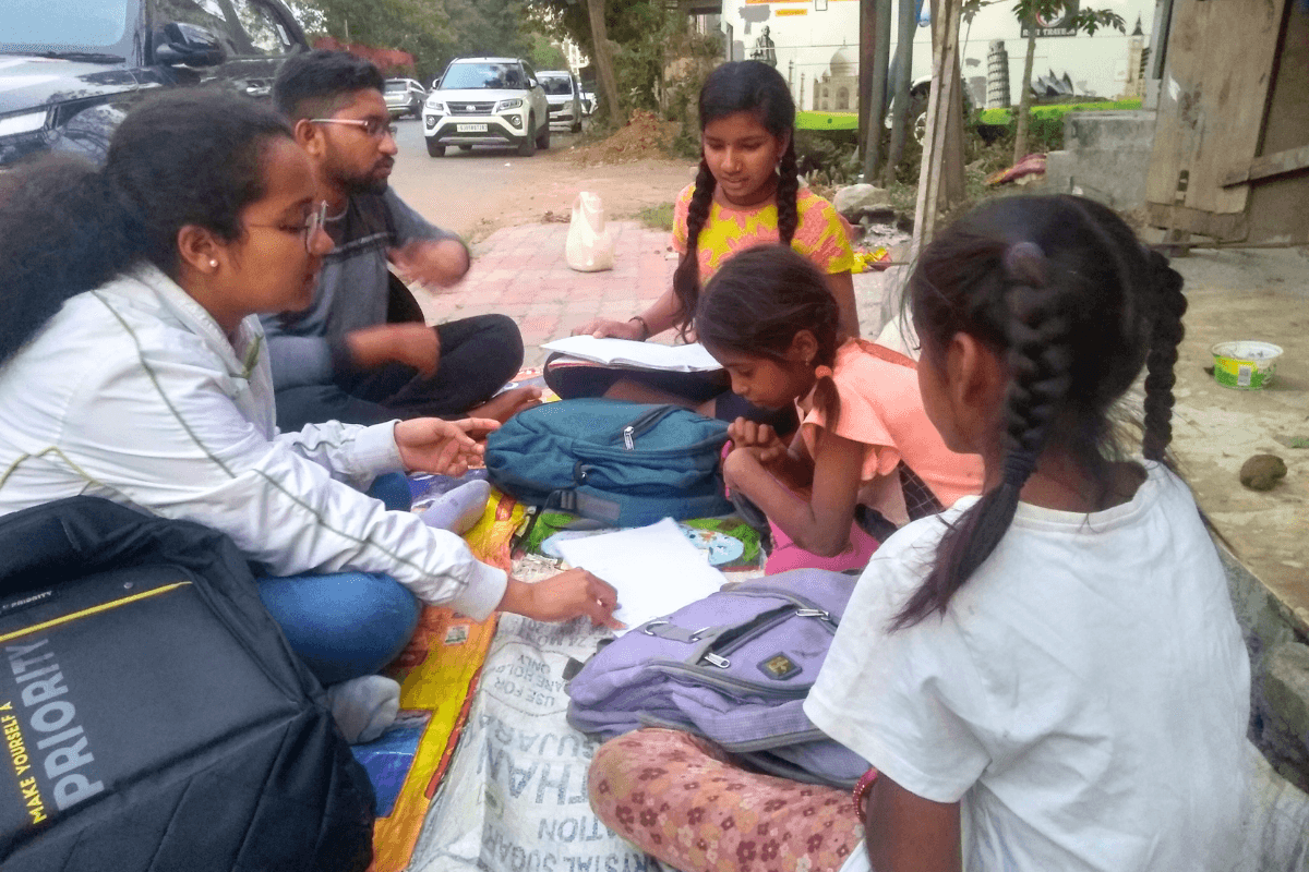Teaching at Umra Gam